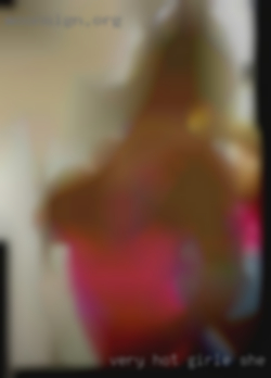 Very hot girle she cant threesomes with near MI.